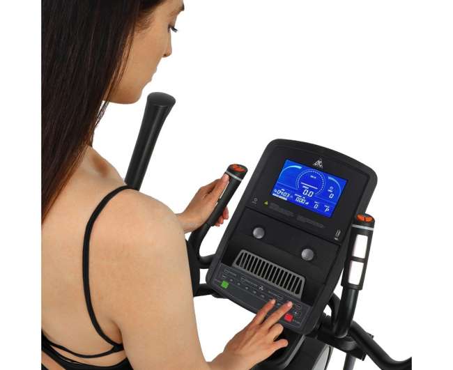 Эллиптический тренажер DFC Cardio E5800P генераторный Эллиптический тренажер DFC Cardio E5800P генераторный