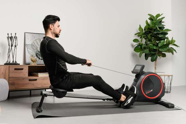 Гребной тренажер UNIX Fit Techno Rower 410E Гребной тренажер UNIX Fit Techno Rower 410E